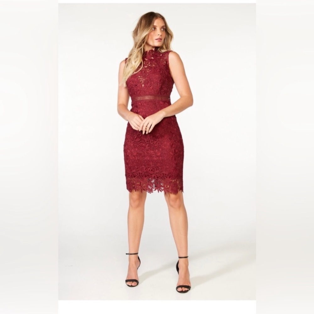 NWT BARDOT Lace Sheath Dress